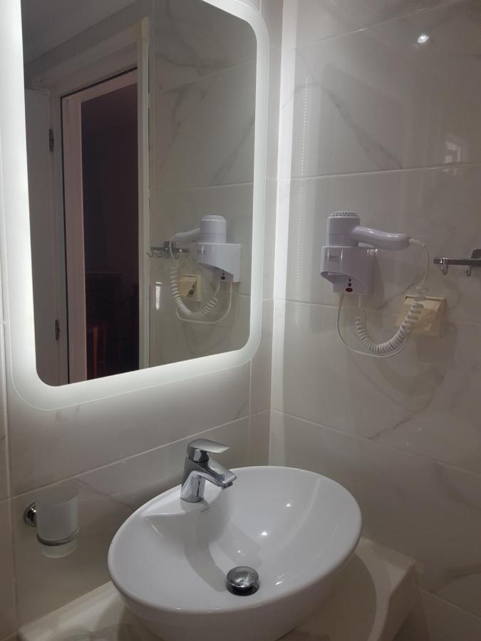 Hotel Oceanis Kallithea  ภายนอก รูปภาพ